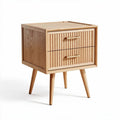 houten nachtkast met ribbelpatroon en twee lades 45 x 40 x 50cm